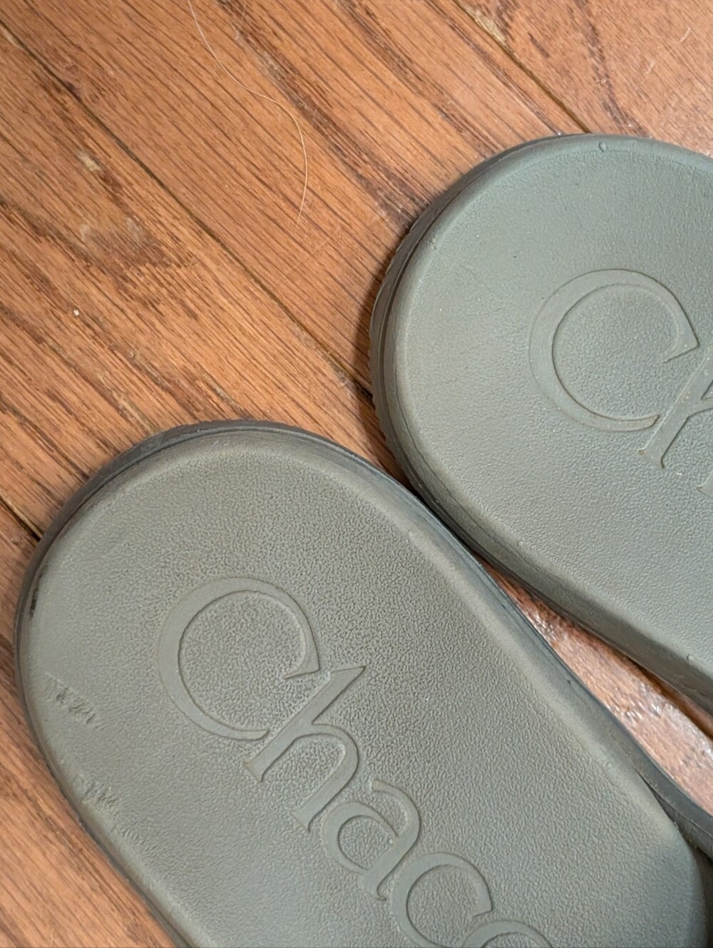 Chaco Chillos Slide Sandals Grey Patterned Straps Slip On Shoes women's size 6 - Picture 4 of 9